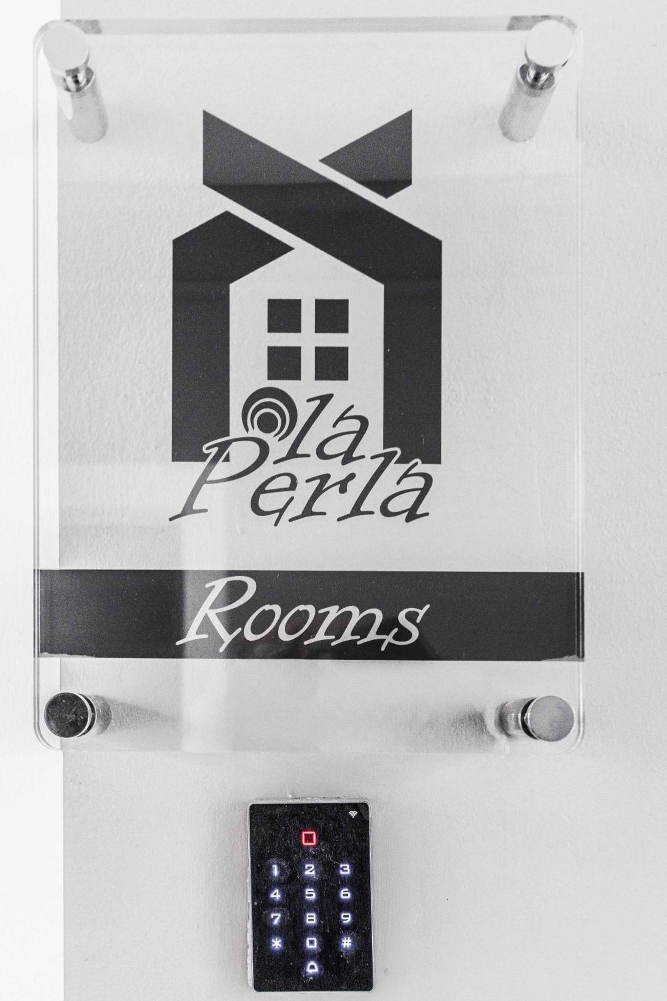 La Perla Rooms Saronno Eksteriør bilde